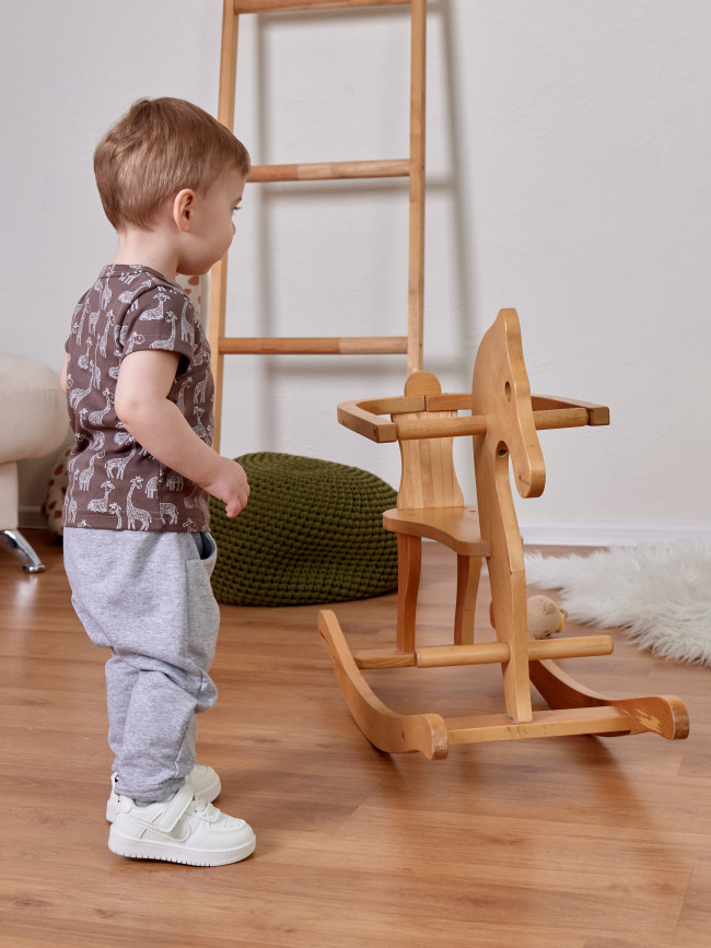 Футболка, Шоколадные жирафы