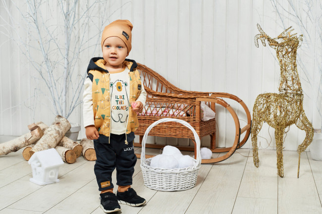 Шапка детская, коричневая, Зимние каникулы Шапка детская, коричневая, Зимние каникулы