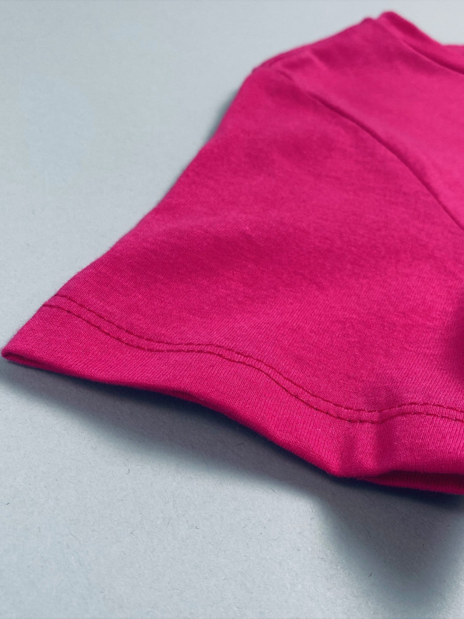 Комплект детских футболок, светло-сиреневая и фуксия Комплект детских футболок, светло-сиреневая и фуксия