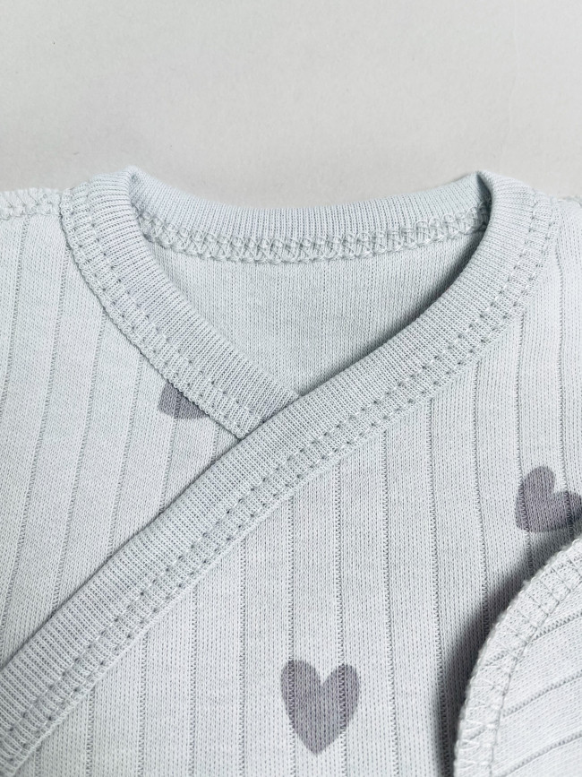 Набор распашонок для новорожденных малышей, Ванилька, Мамино сердечко Набор распашонок для новорожденных малышей, Ванилька, Мамино сердечко